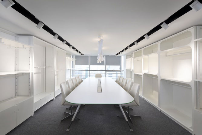 杭州服飾有限公司運(yùn)營中心會(huì)議室設(shè)計(jì)