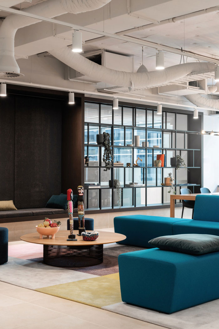 5000平方辦公室接待區(qū)裝修設(shè)計效果圖