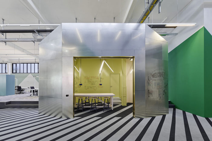 廠區(qū)辦公室接待區(qū)裝修設計效果圖