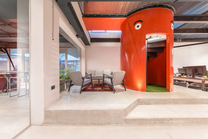 家具廠房辦公室休息區(qū)裝修設計效果圖