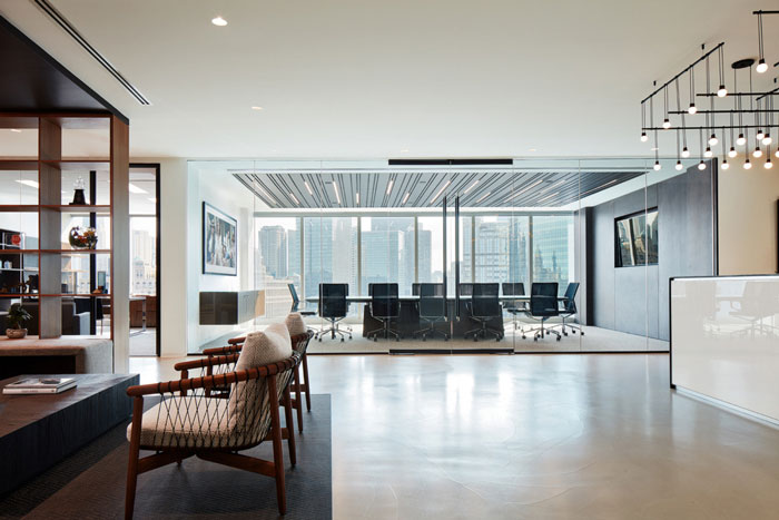 家族辦公室會議室裝修設(shè)計效果圖