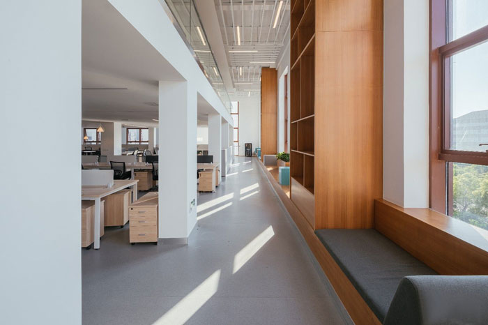 生物公司辦公室二樓辦公區(qū)裝修設(shè)計(jì)效果圖