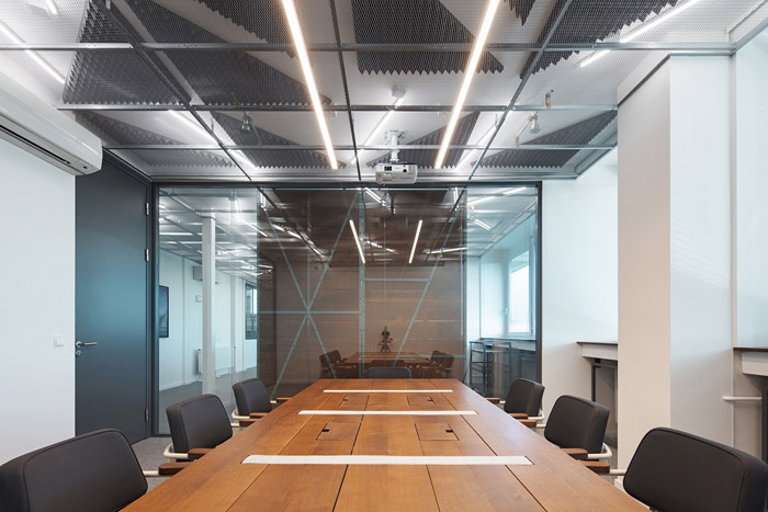 運輸公司辦公室會議室裝修設(shè)計效果圖